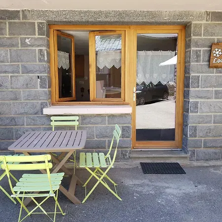 Le Flocon Apartment *